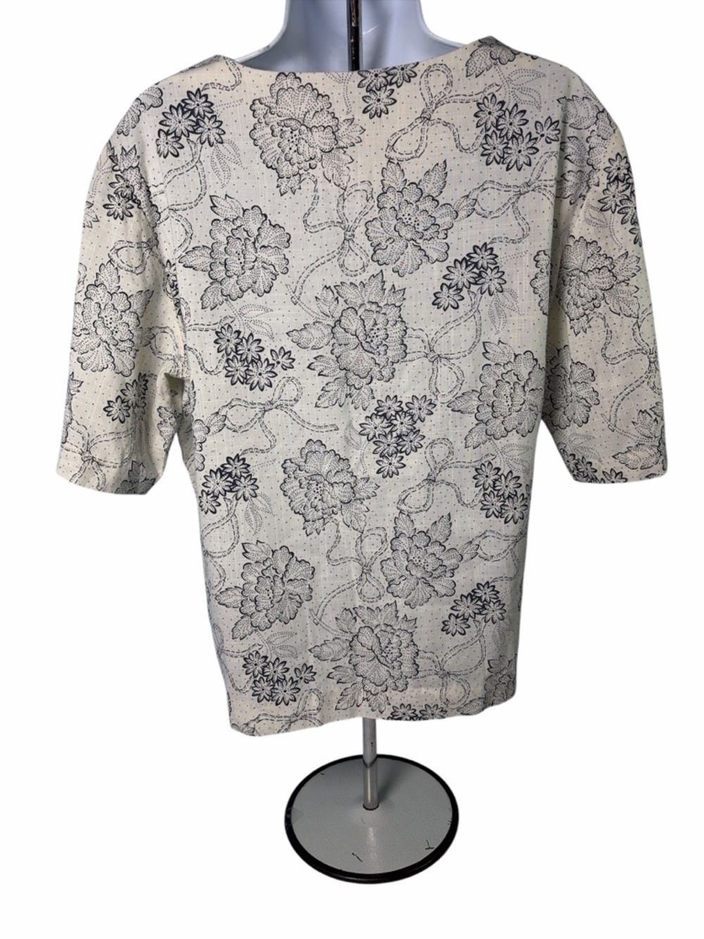 Bobbi’s Closet Women 16 Short Sleeve Top/Off White/blue Floral Print/Boatneck - Picture 5 of 8